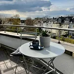 Апартаменты Sunset Apartment: Free Parking + Balcony + Netflix