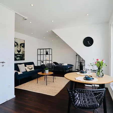 Appartement Sunset Apartment: Free Parking + Balcony + Netflix *