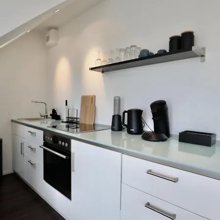 Appartement Sunset Apartment: Free Parking + Balcony + Netflix Essen